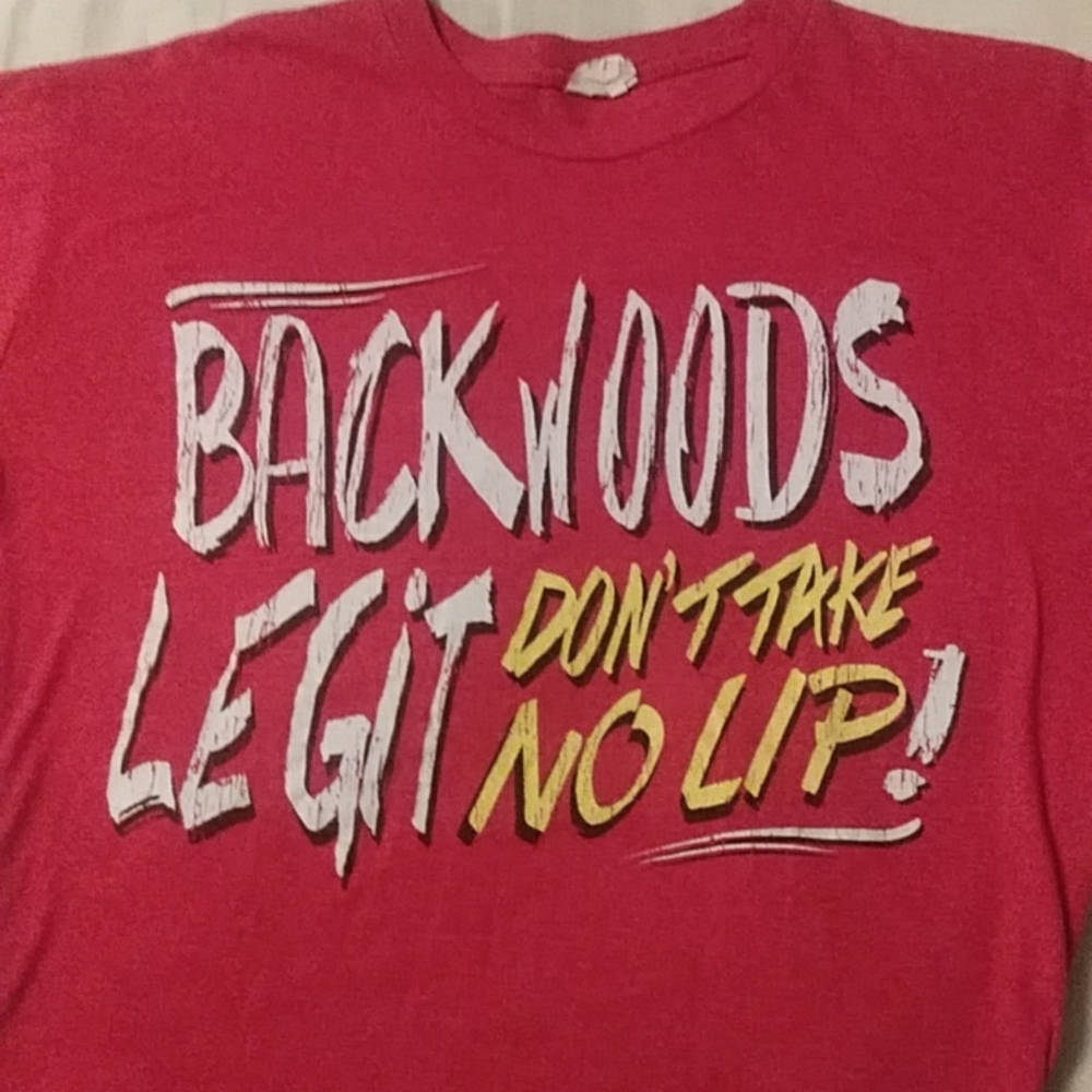 Blake Shelton tee shirt.